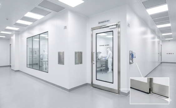 Installation of flush clean room wall system and pharmaceutical cleanroom partition