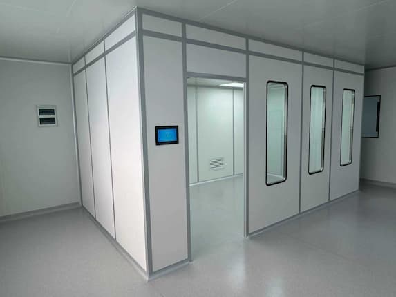 了解無塵室成本：如何估算和優化您的投資